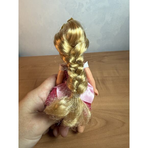 Disney Princess Petite 6” Aurora Doll Jakks Pacific Sleeping Beauty Mini - Picture 4 of 9